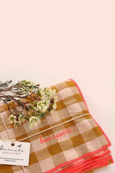 Nappe brodée Moutarde